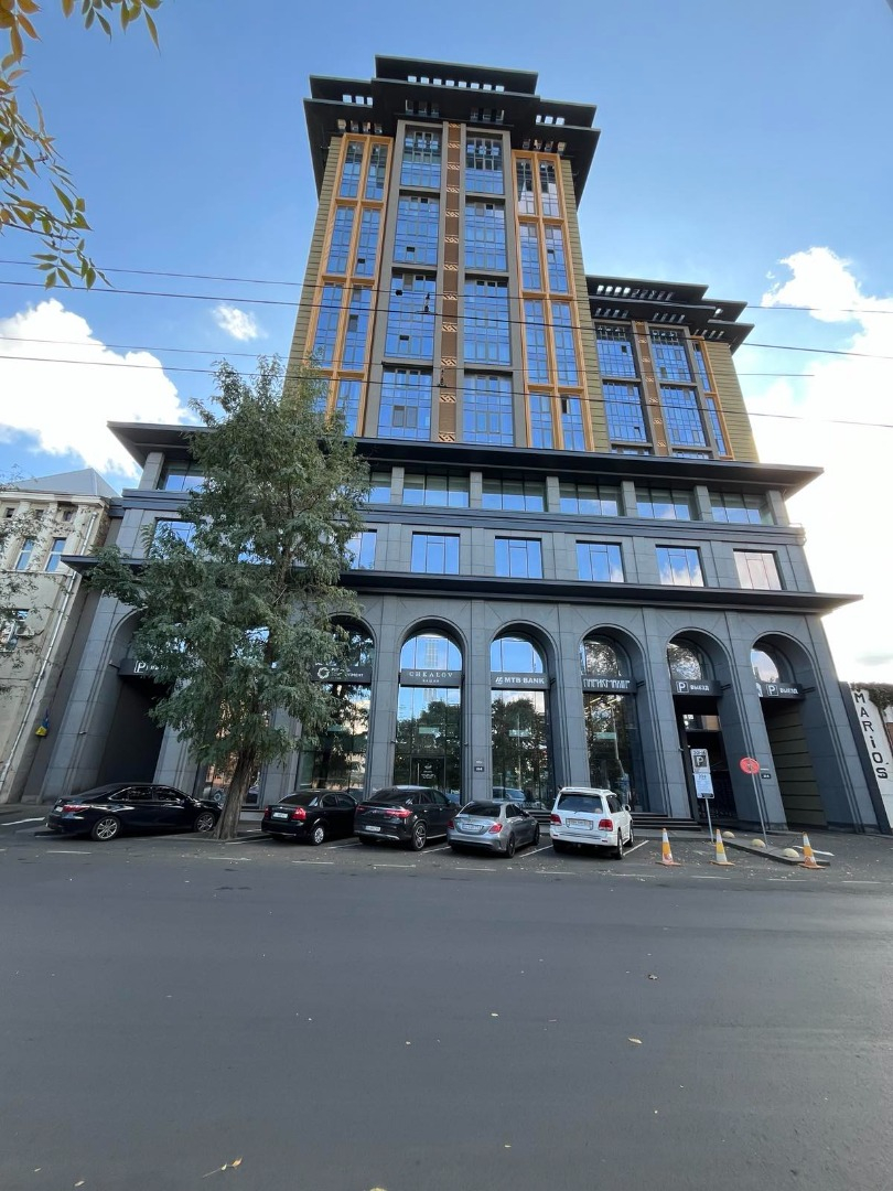 продажа трехкомнатной квартиры номер A-173288 в Приморском районе, фото номер 19